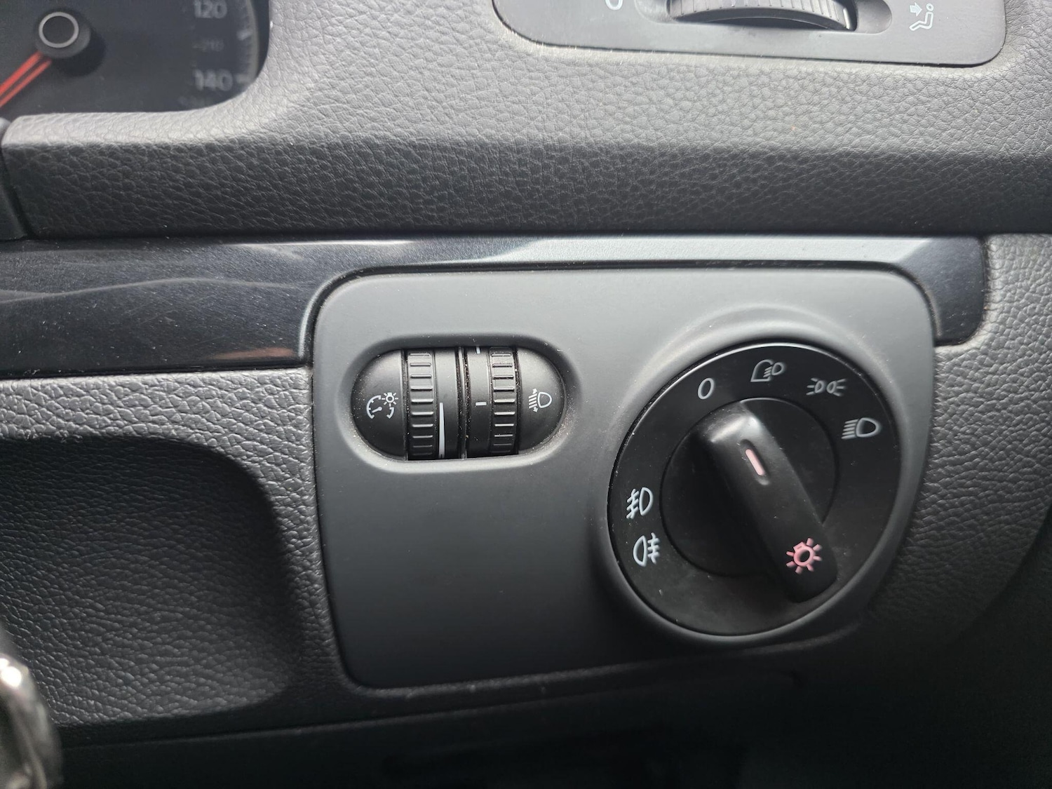 Used Volkswagen Golf 2007 for sale - 77290790: Photo 24