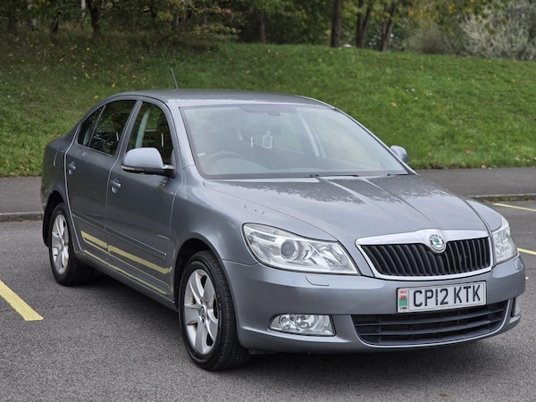 Used Skoda Octavia 2012 for sale - 76317854: Photo 2