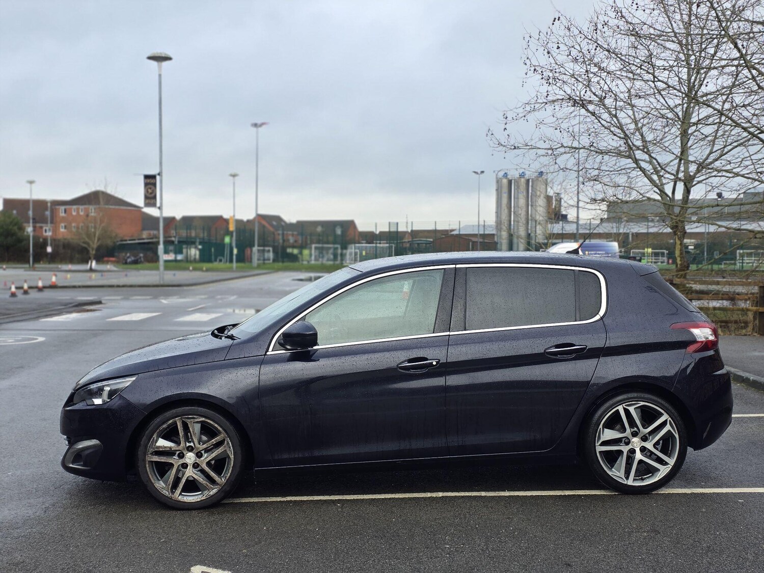 Used Peugeot 308 2014 for sale - 77574243: Photo 14