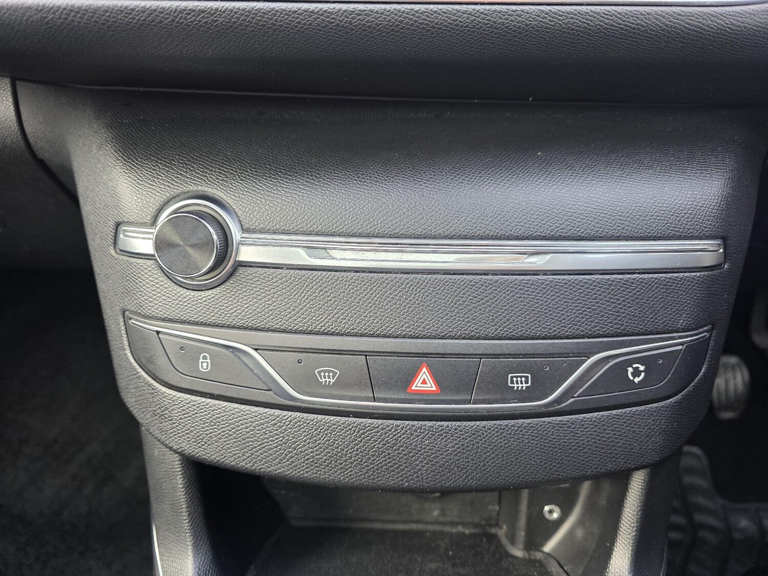 Used Peugeot 308 2014 for sale - 77574243: Photo 28