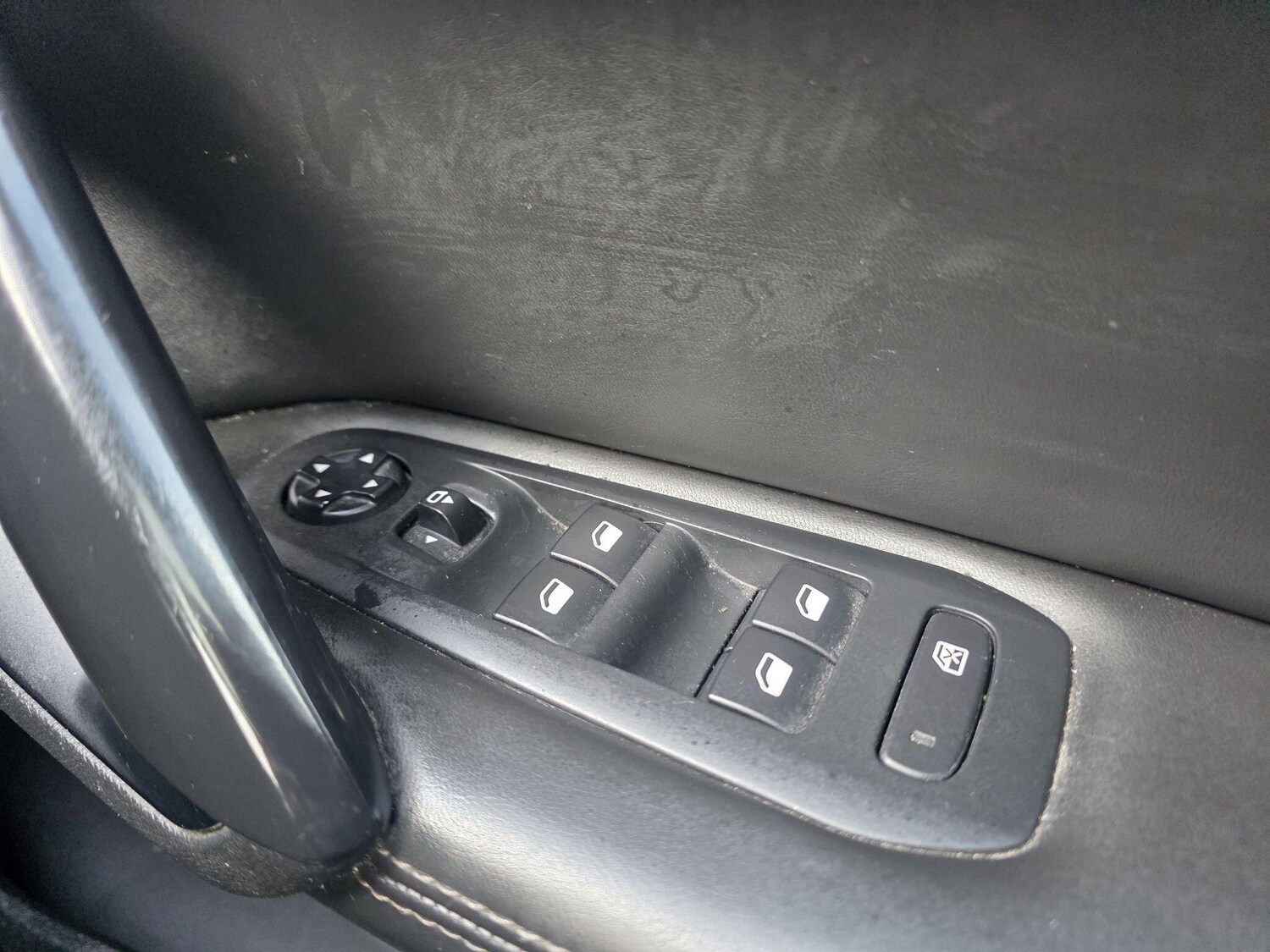 Used Peugeot 308 2014 for sale - 77574243: Photo 31