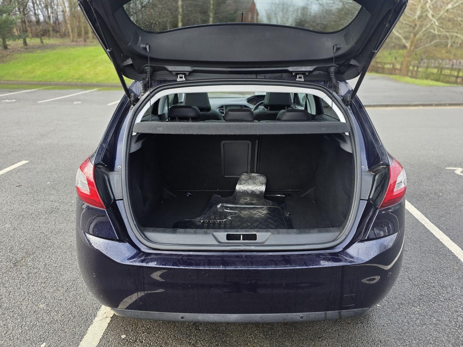 Used Peugeot 308 2014 for sale - 77574243: Photo 36