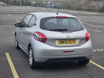 Used Peugeot 208 2015 for sale - 78215030: Photo