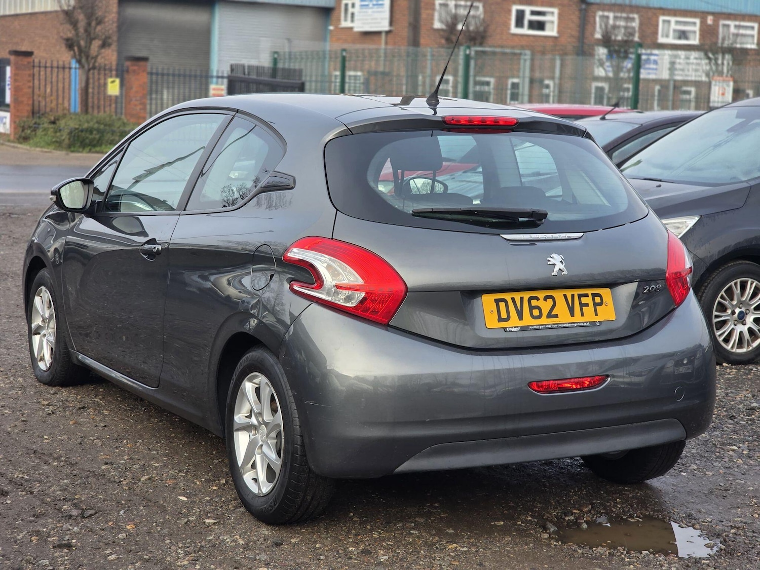 Used Peugeot 208 2012 for sale - 76942541: Photo 11