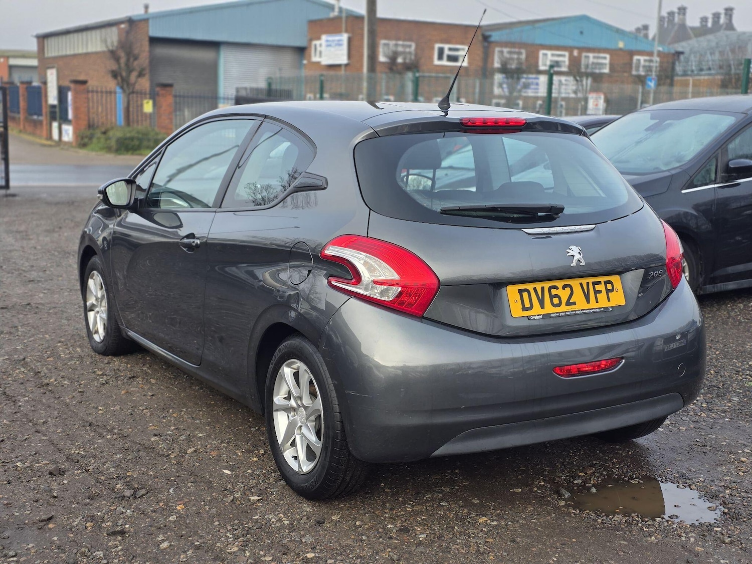 Used Peugeot 208 2012 for sale - 76942541: Photo 12