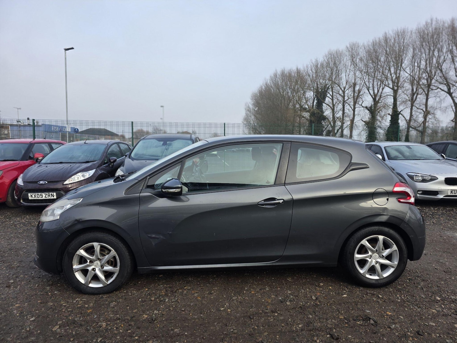 Used Peugeot 208 2012 for sale - 76942541: Photo 14