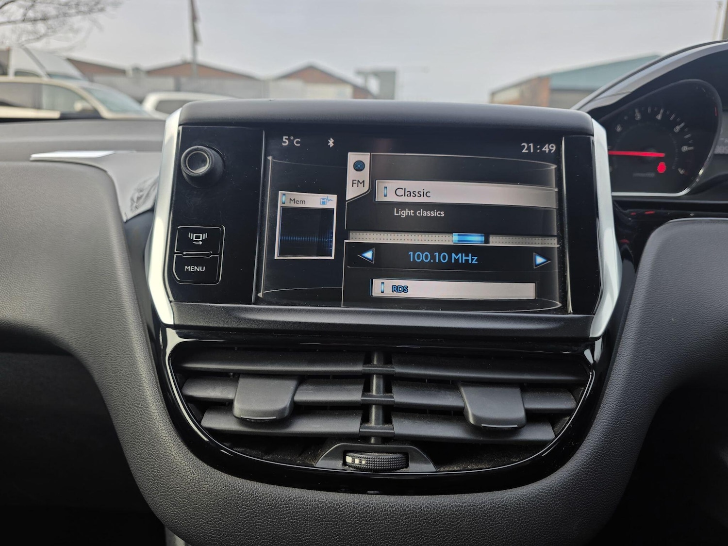 Used Peugeot 208 2012 for sale - 76942541: Photo 27