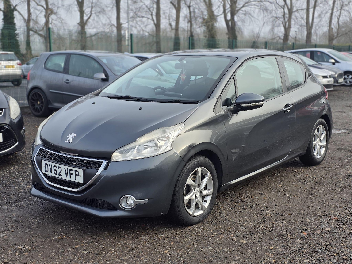 Used Peugeot 208 2012 for sale - 76942541: Photo 7