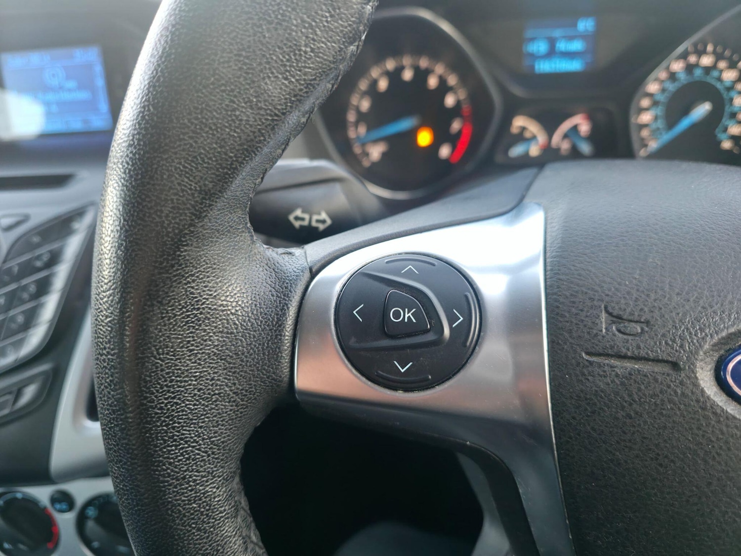 Used Ford Focus 2011 for sale - 76727096: Photo 26