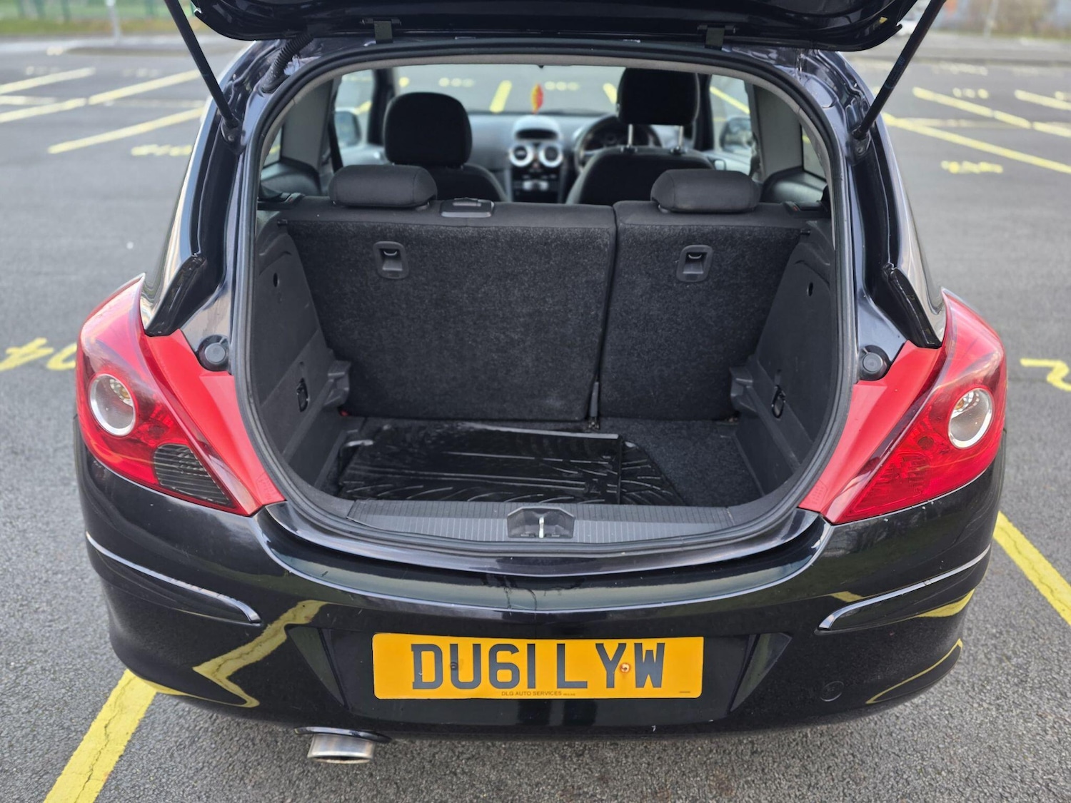 Used Vauxhall Corsa 2011 for sale - 77242396: Photo 27