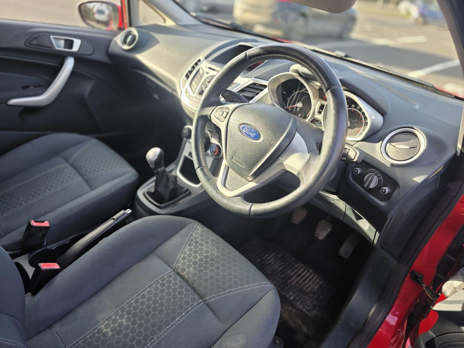 Used Ford Fiesta 2012 for sale - 76918592: Photo 17
