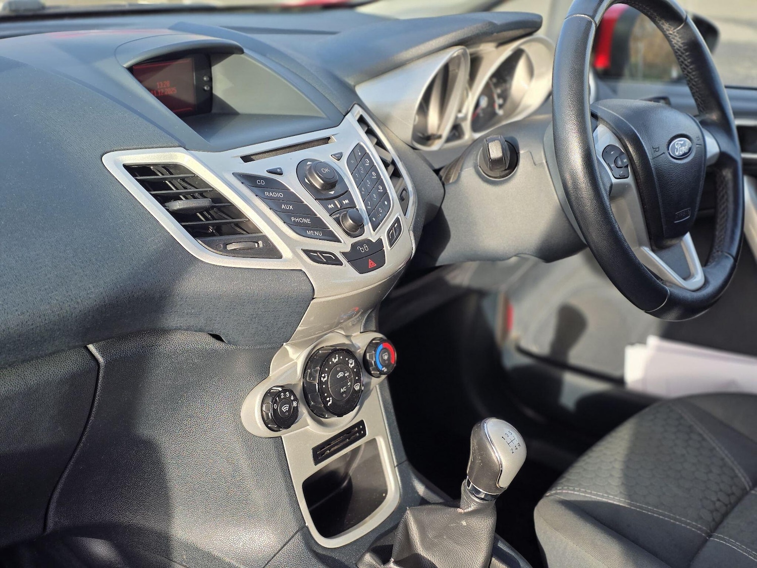 Used Ford Fiesta 2012 for sale - 76918592: Photo 19