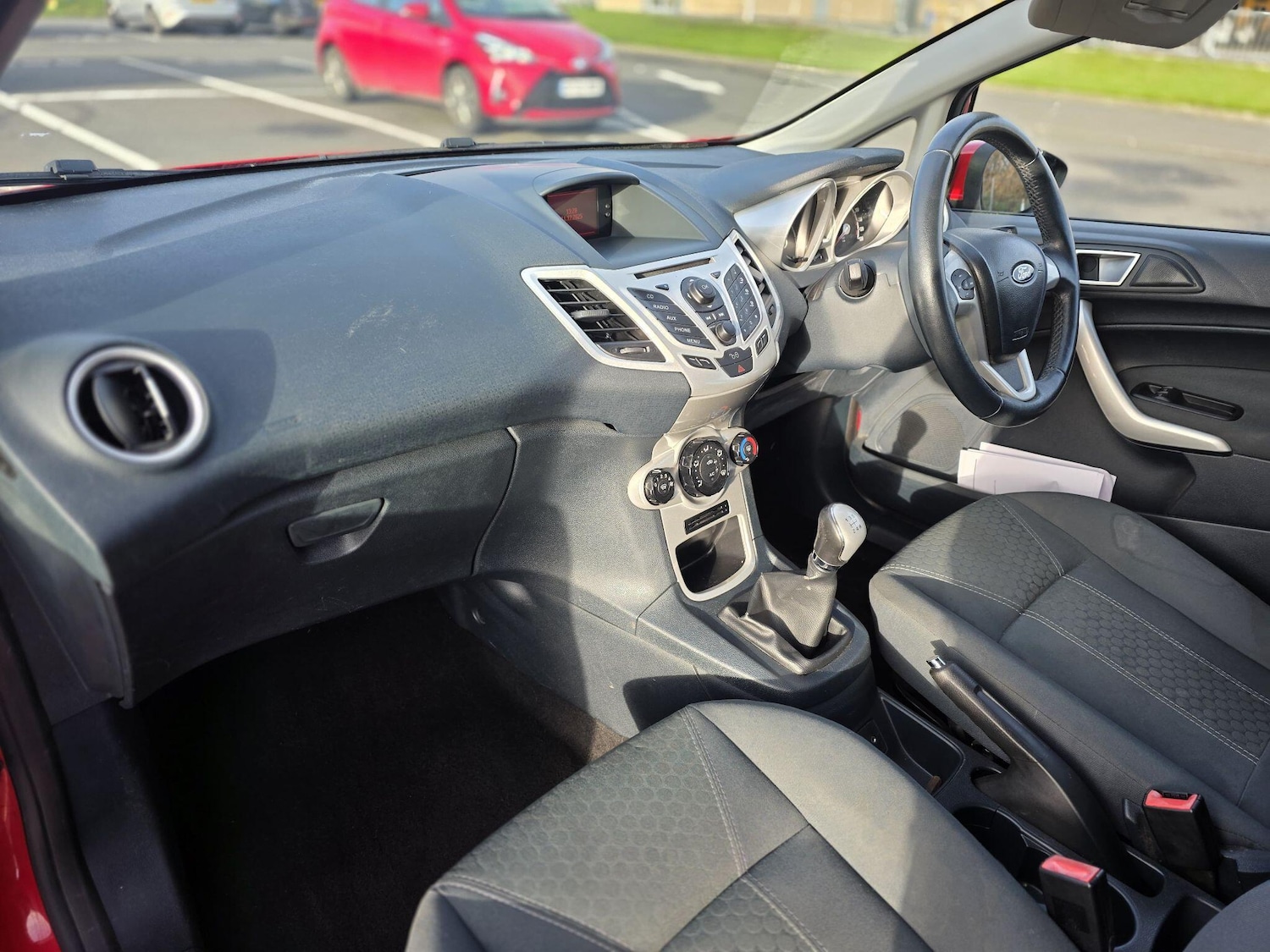 Used Ford Fiesta 2012 for sale - 76918592: Photo 21