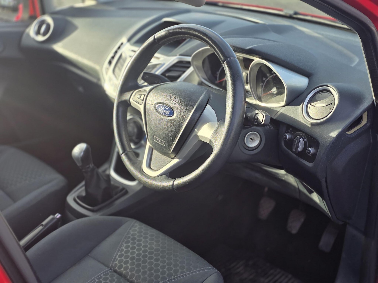 Used Ford Fiesta 2012 for sale - 76918592: Photo 22