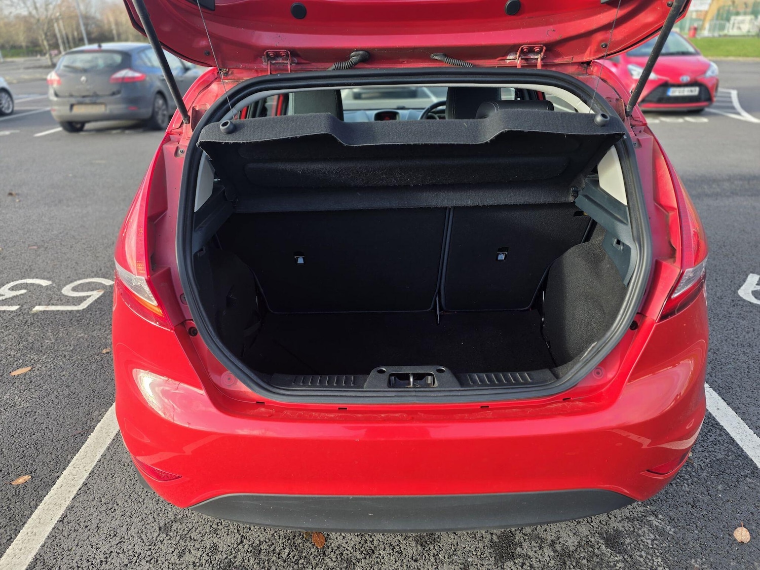 Used Ford Fiesta 2012 for sale - 76918592: Photo 29