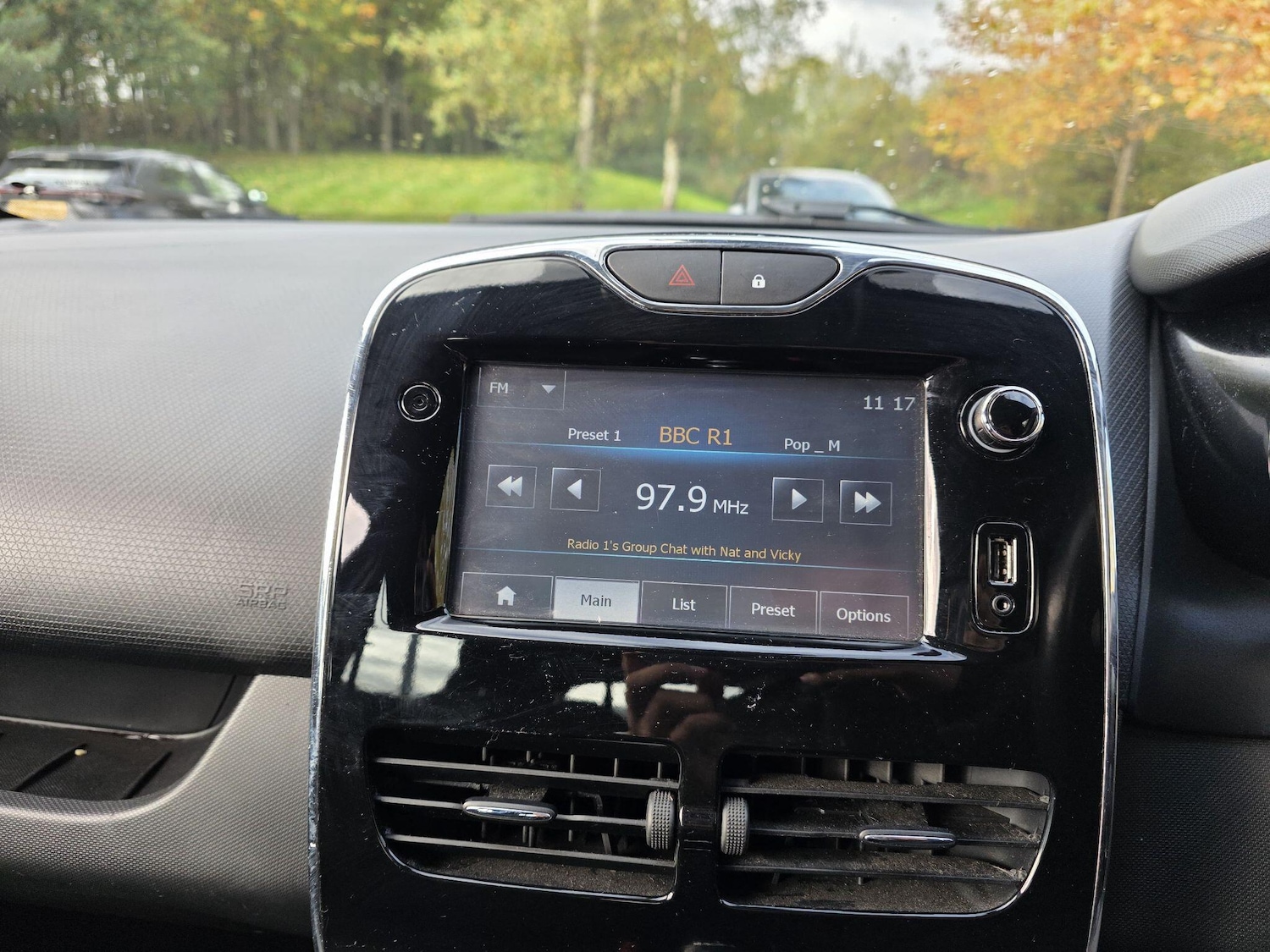 Used Renault Clio 2014 for sale - 76995756: Photo 31