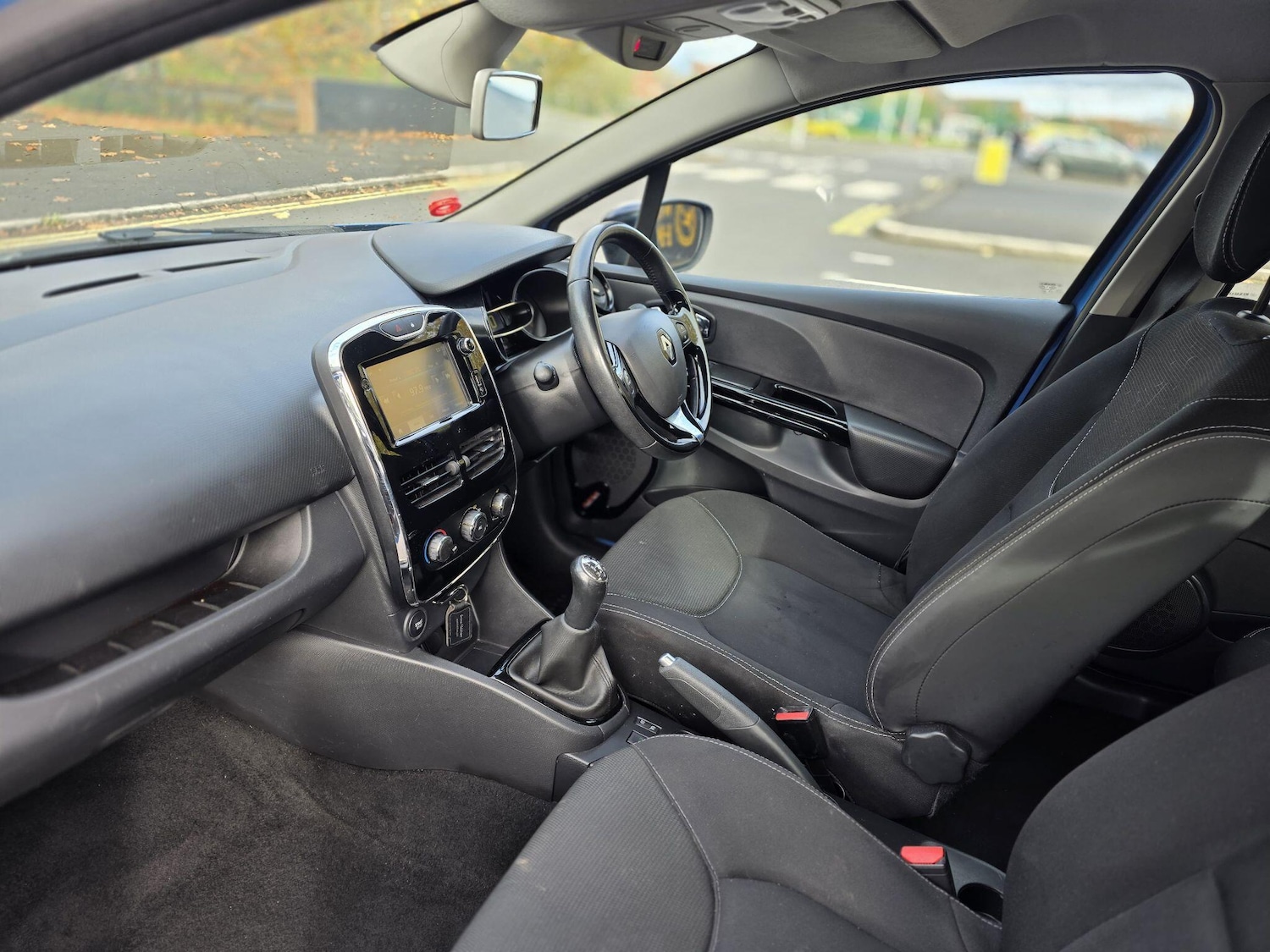 Used Renault Clio 2014 for sale - 76995756: Photo 35