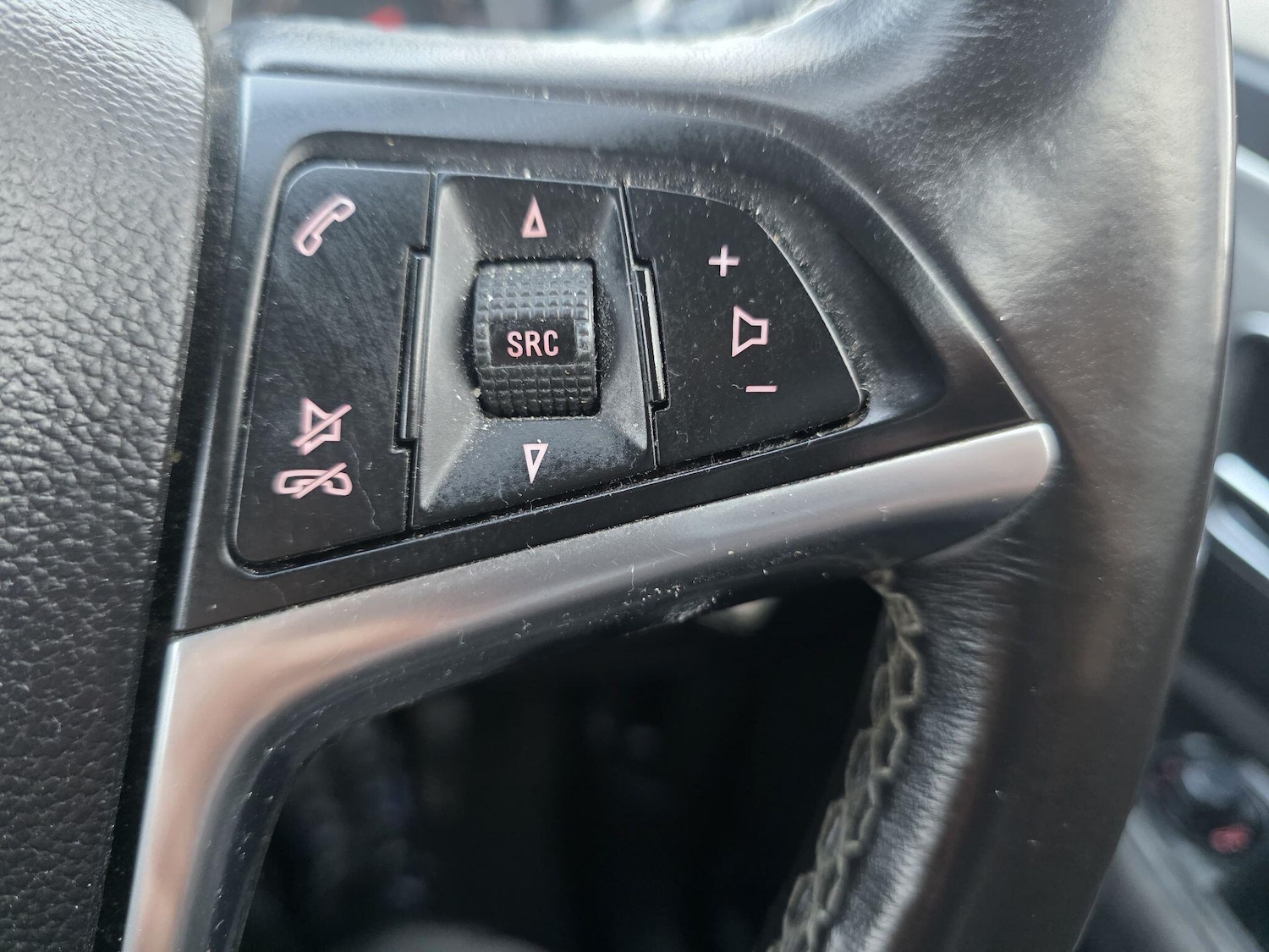 Used Vauxhall Mokka 2016 for sale - 77537631: Photo 33