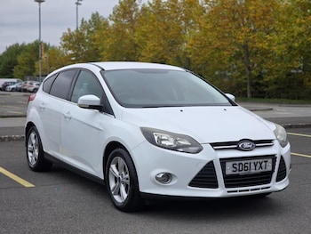 2011 (61) - 1.6 Zetec Euro 5 5dr
