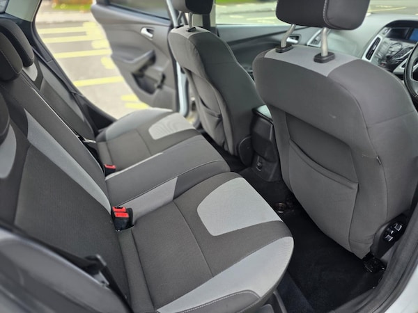 Used Ford Focus 2011 for sale - 76295921: Photo 26