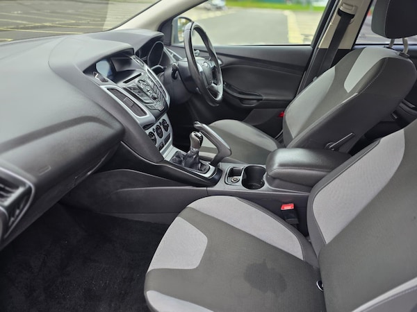 Used Ford Focus 2011 for sale - 76295921: Photo 28