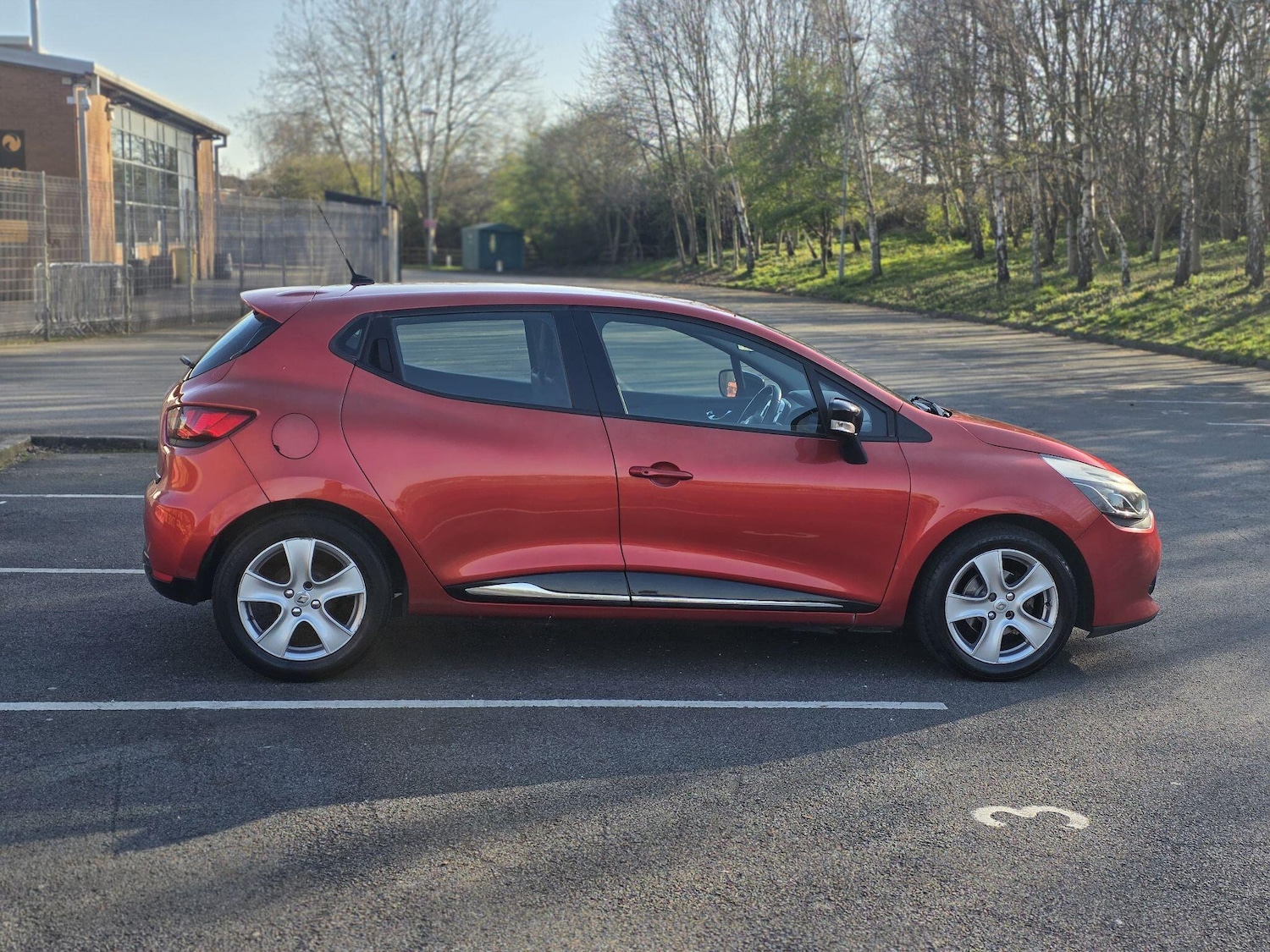 Used Renault Clio for sale - 78006638: Photo 15