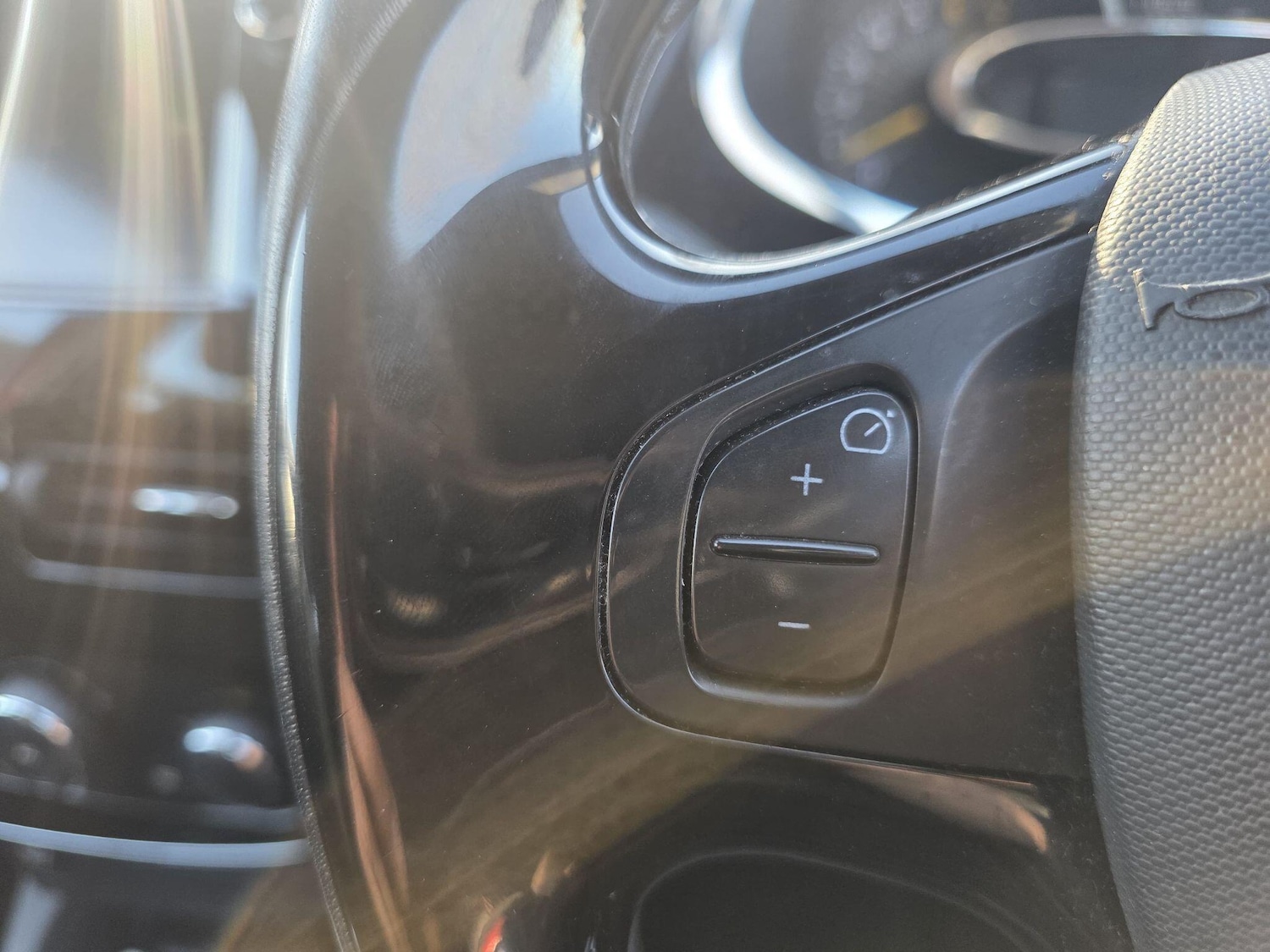 Used Renault Clio for sale - 78006638: Photo 27