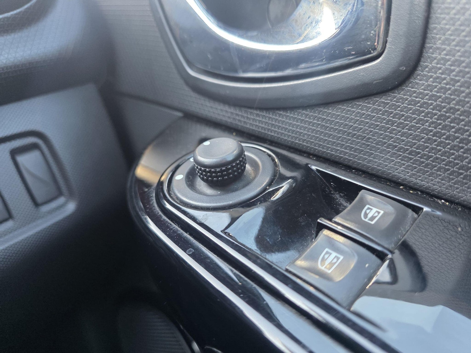 Used Renault Clio for sale - 78006638: Photo 28