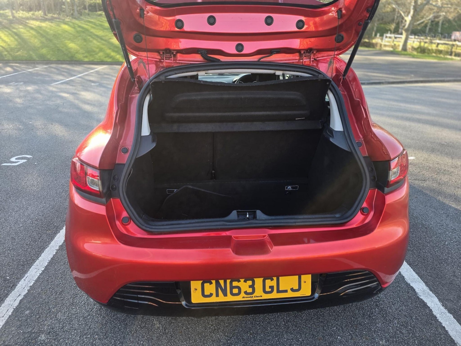 Used Renault Clio for sale - 78006638: Photo 32