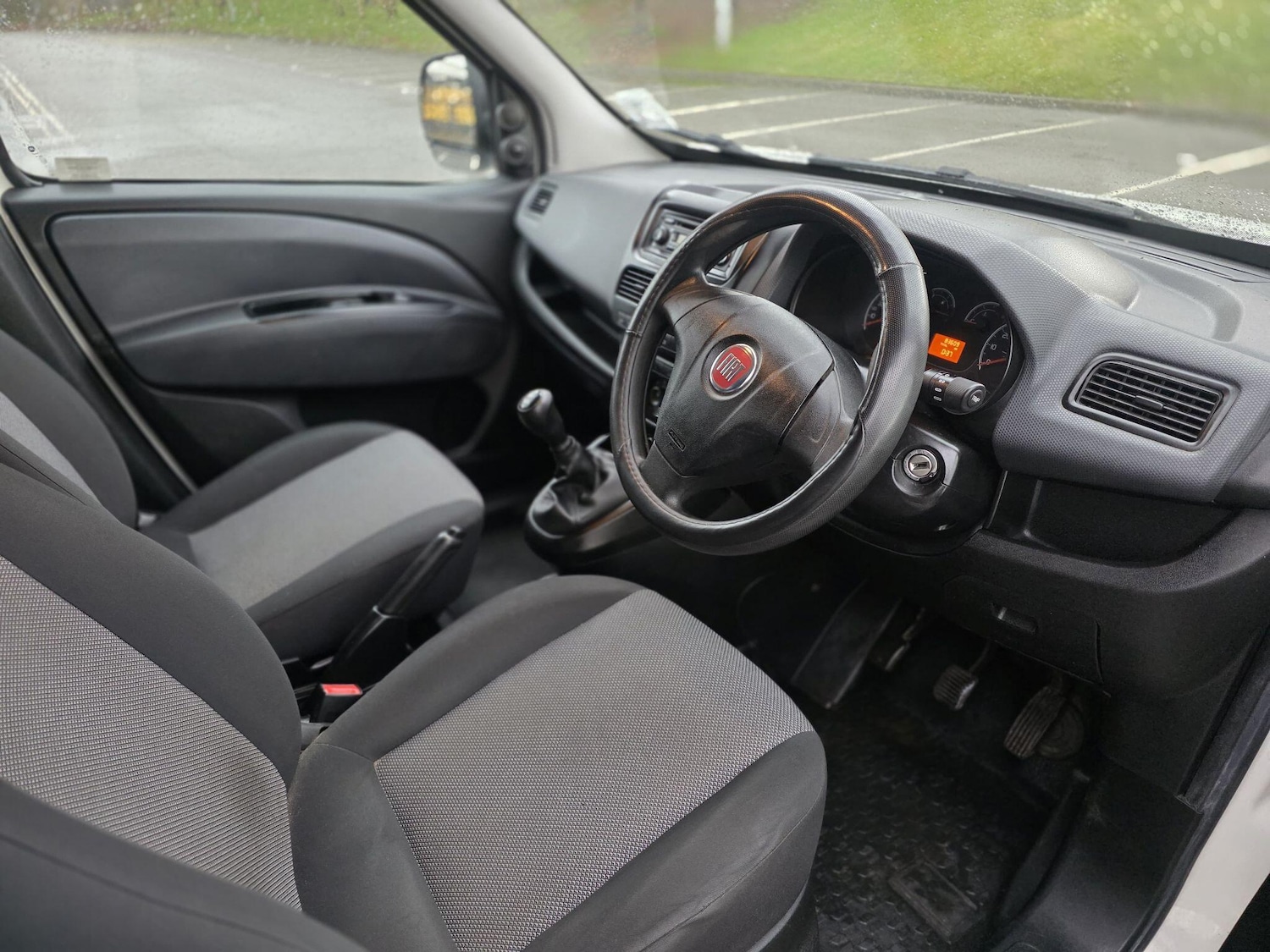 Used Fiat Doblo 2011 for sale - 77575160: Photo 23