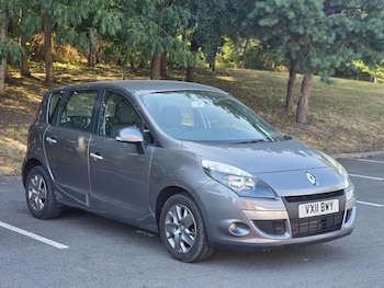 Used Renault Scenic 2011 for sale - 79211985: Photo