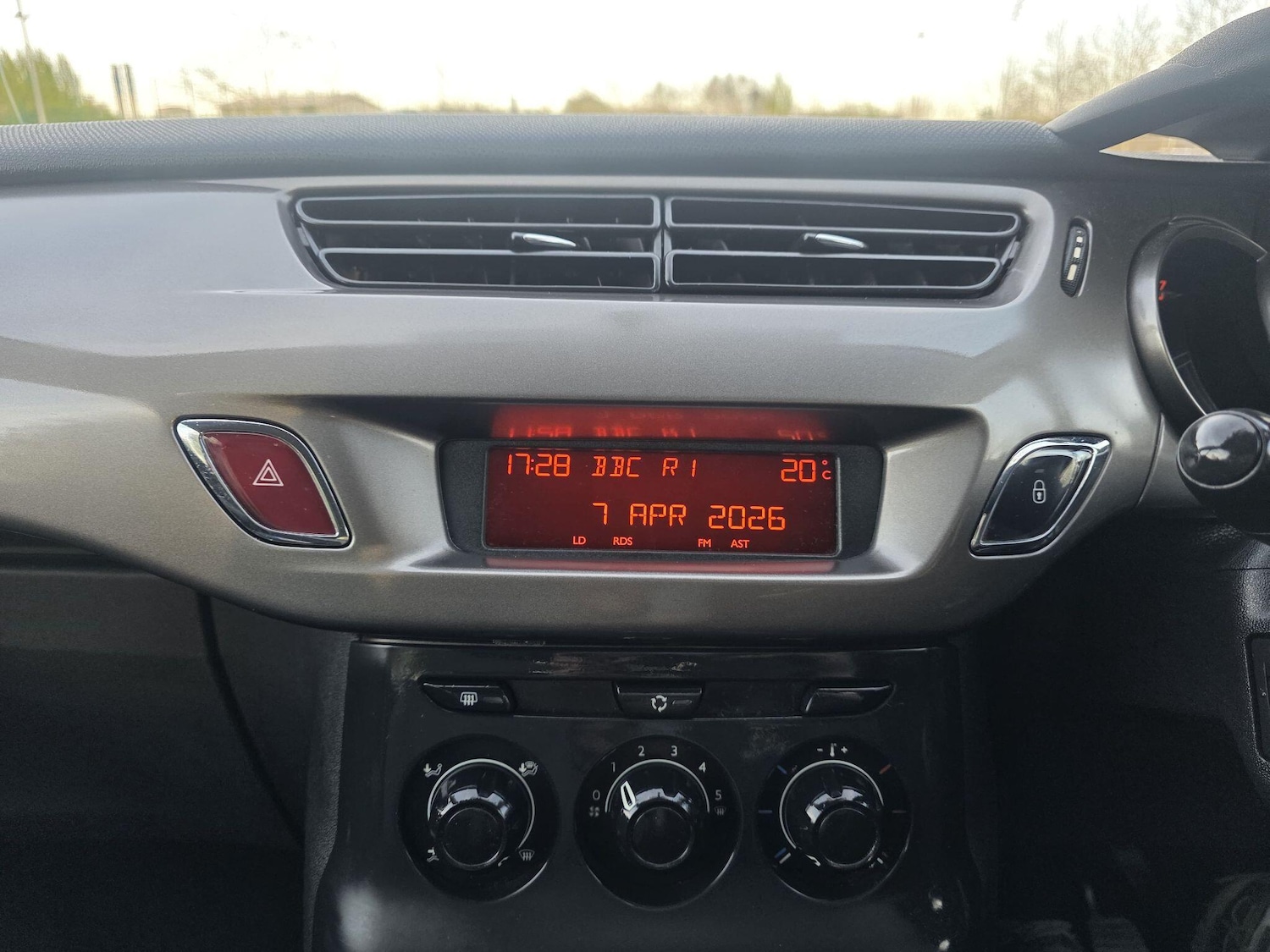 Used Citroen C3 2015 for sale - 78170888: Photo 28