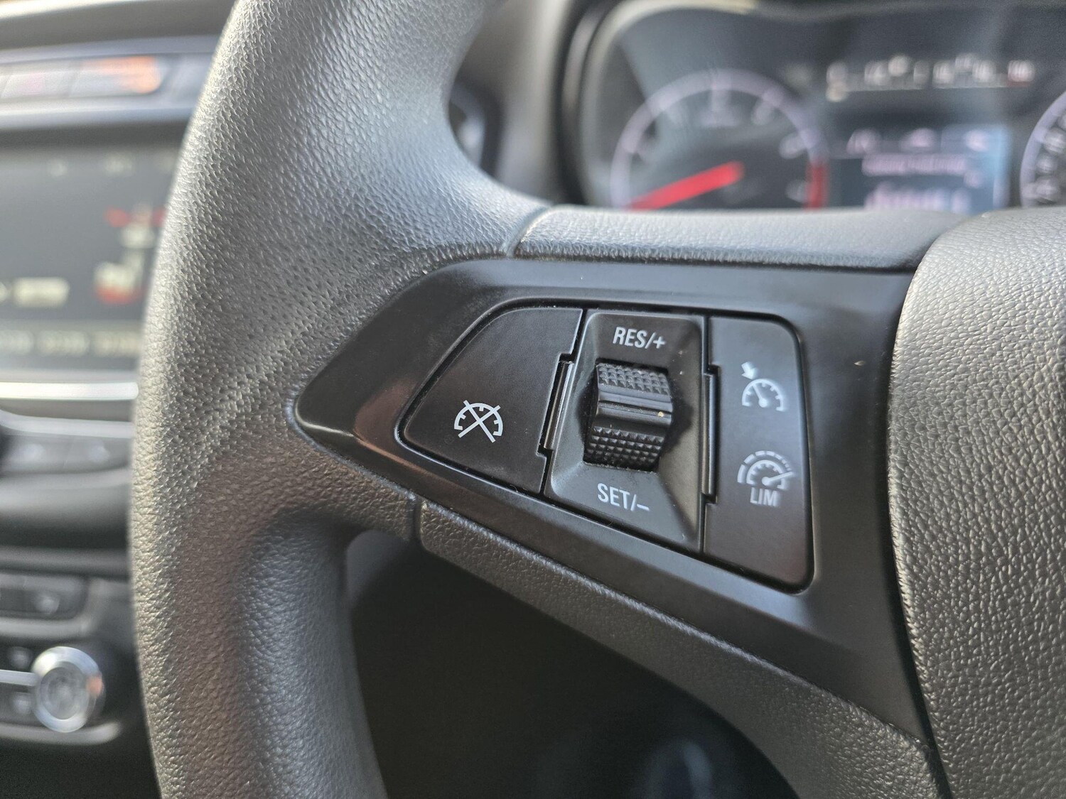 Used Vauxhall Zafira Tourer for sale - 77684048: Photo 35