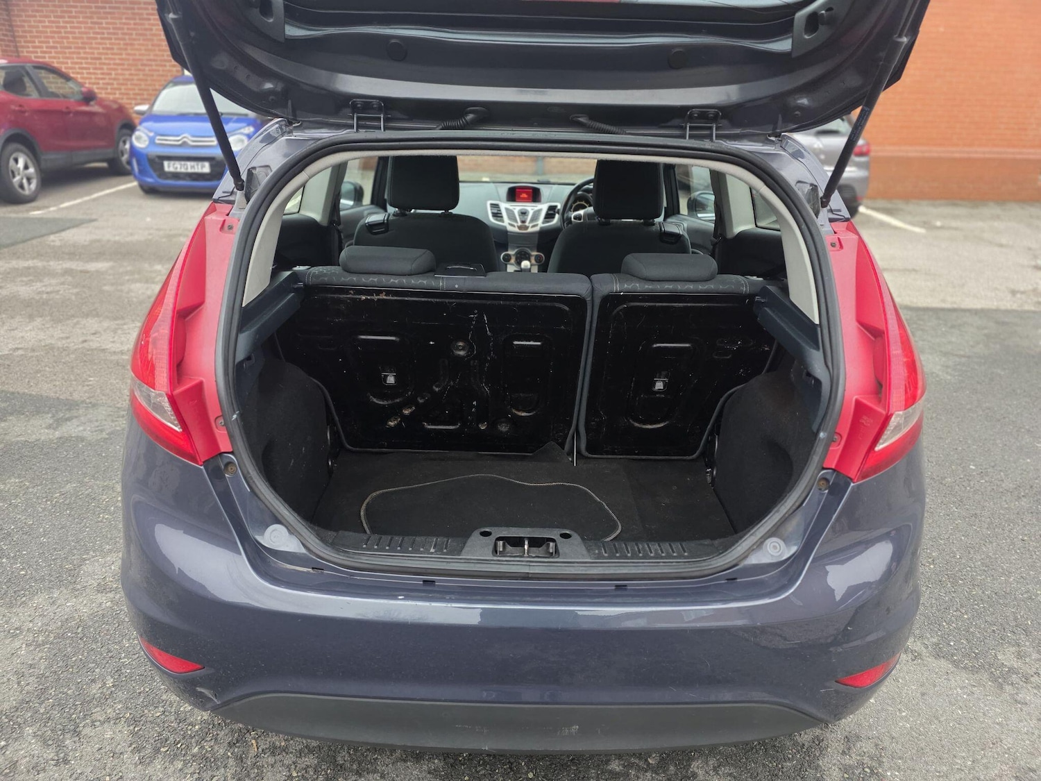 Used Ford Fiesta 2011 for sale - 77440501: Photo 16