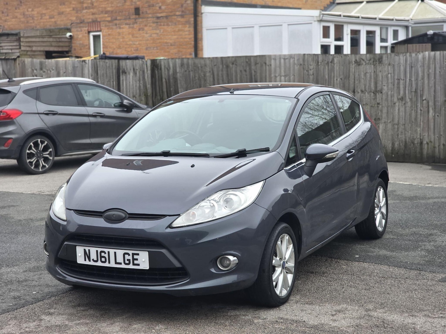 Used Ford Fiesta 2011 for sale - 77440501: Photo 2