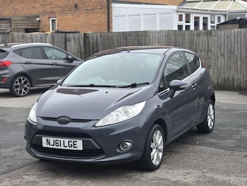 Used Ford Fiesta 2011 for sale - 77440501: Photo