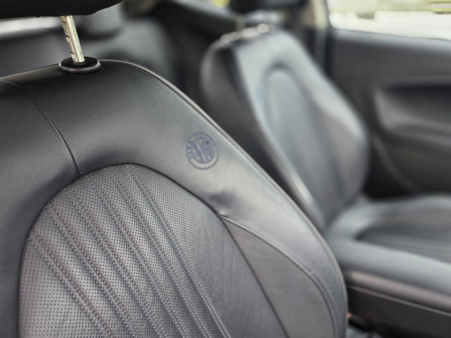 Used Alfa Romeo MiTo 2011 for sale - 77203372: Photo 21