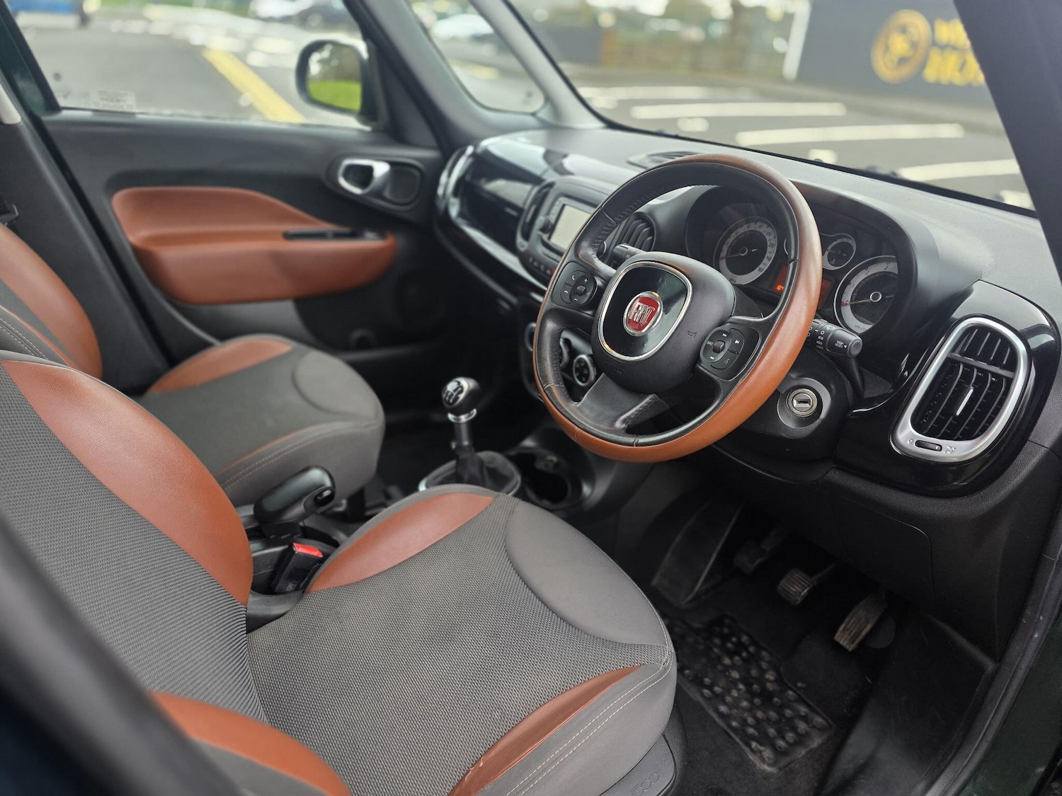 Used Fiat 500L 2014 for sale - 77737620: Photo 24