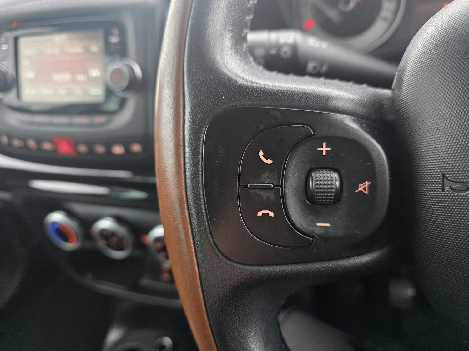 Used Fiat 500L 2014 for sale - 77737620: Photo 28