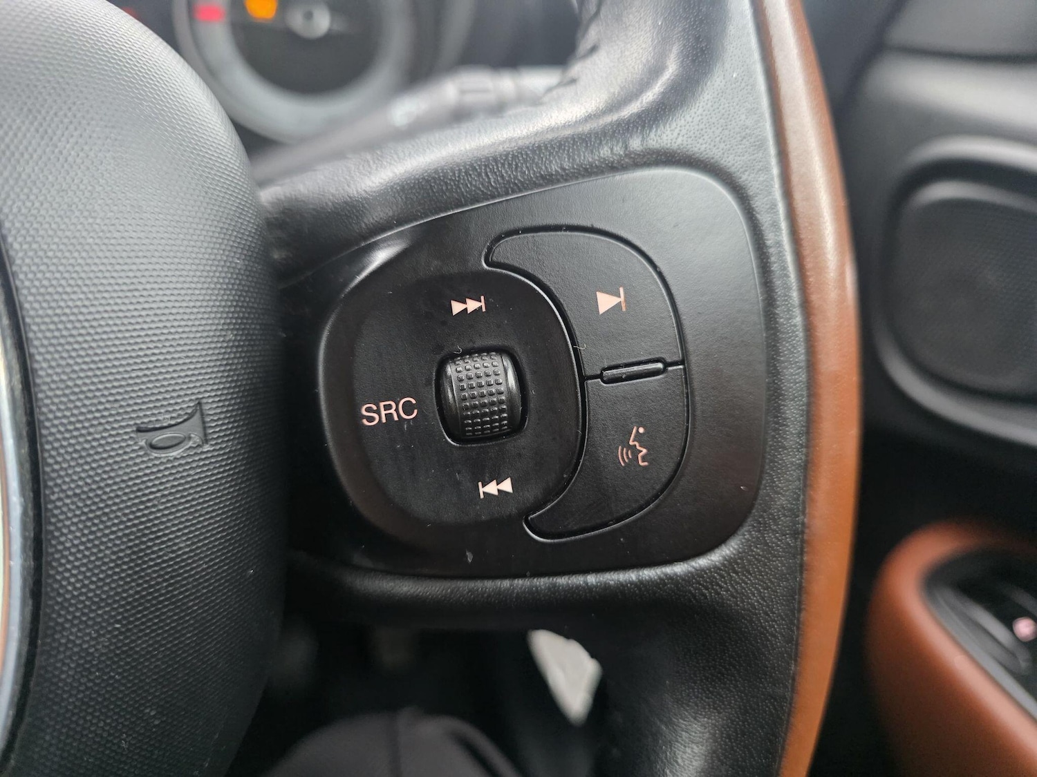 Used Fiat 500L 2014 for sale - 77737620: Photo 29