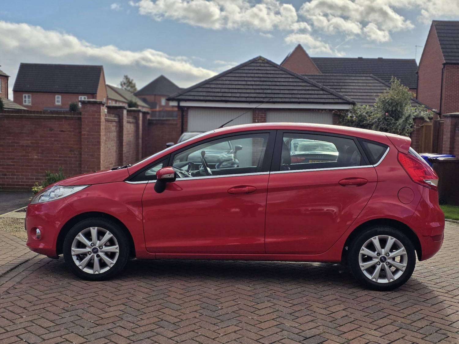 Used Ford Fiesta 2011 for sale - 76381201: Photo 21