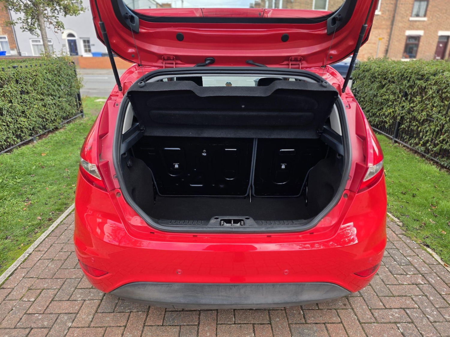 Used Ford Fiesta 2011 for sale - 76381201: Photo 25