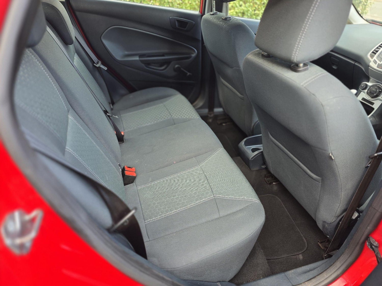 Used Ford Fiesta 2011 for sale - 76381201: Photo 27