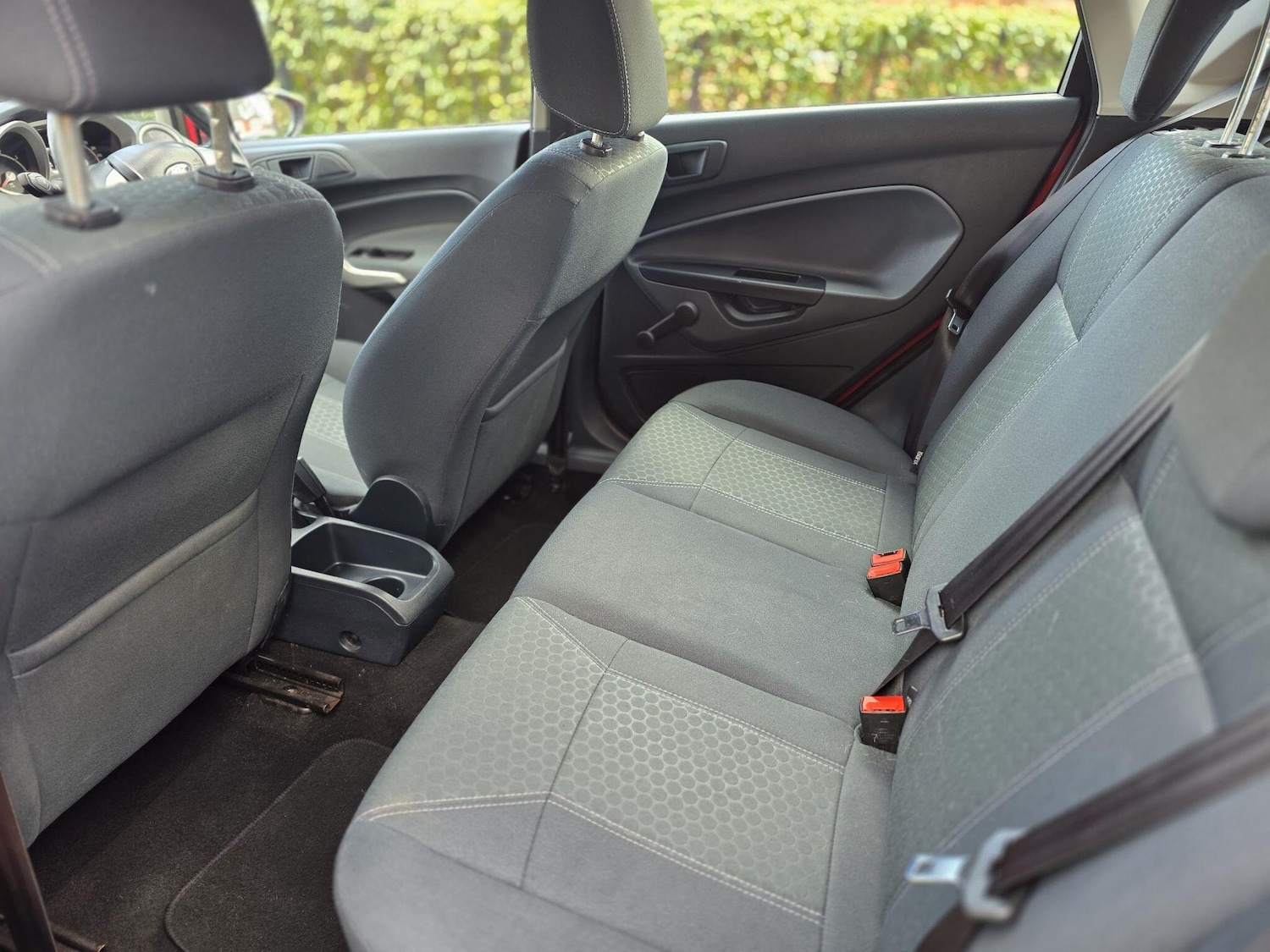 Used Ford Fiesta 2011 for sale - 76381201: Photo 28