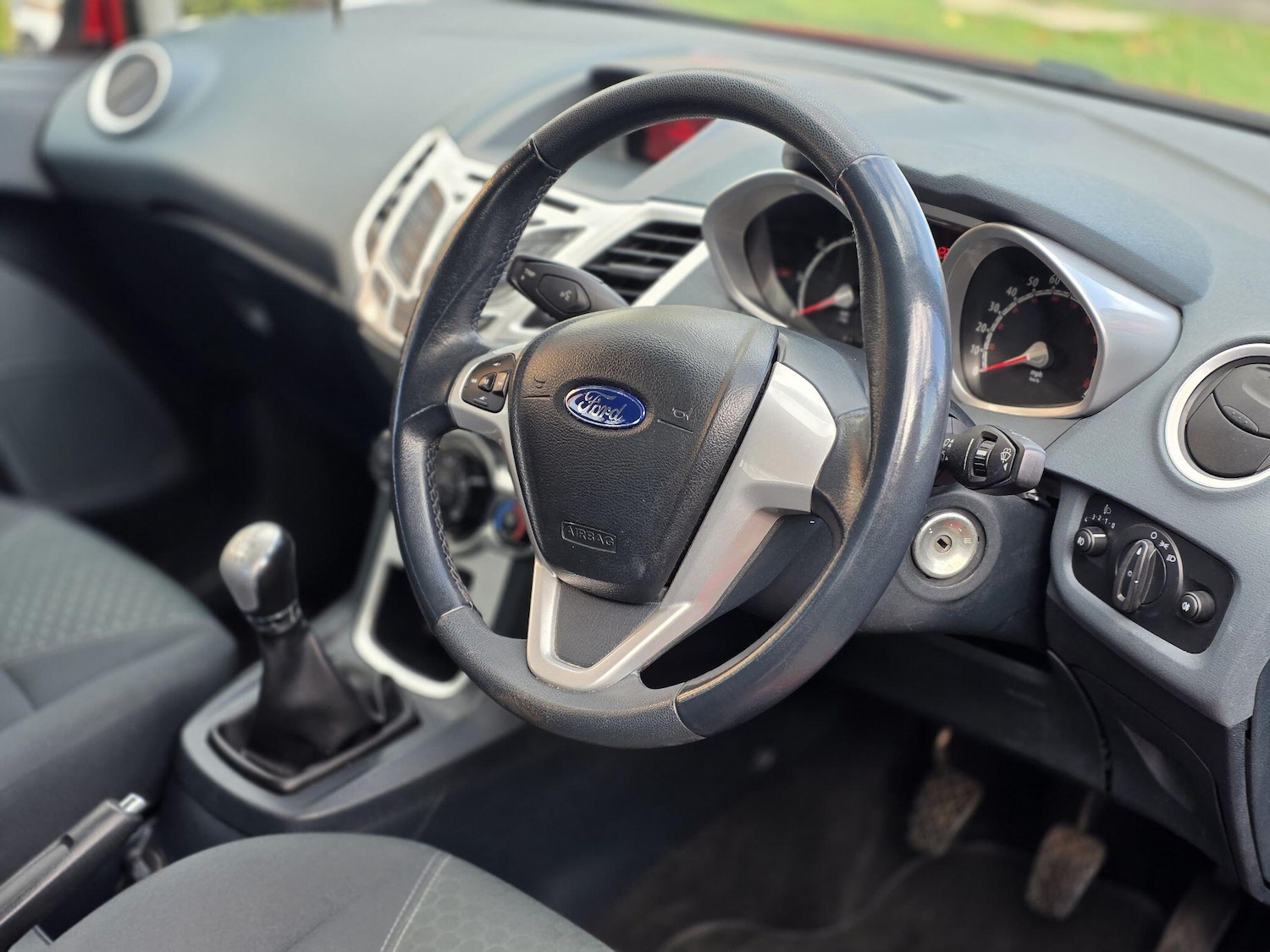 Used Ford Fiesta 2011 for sale - 76381201: Photo 31