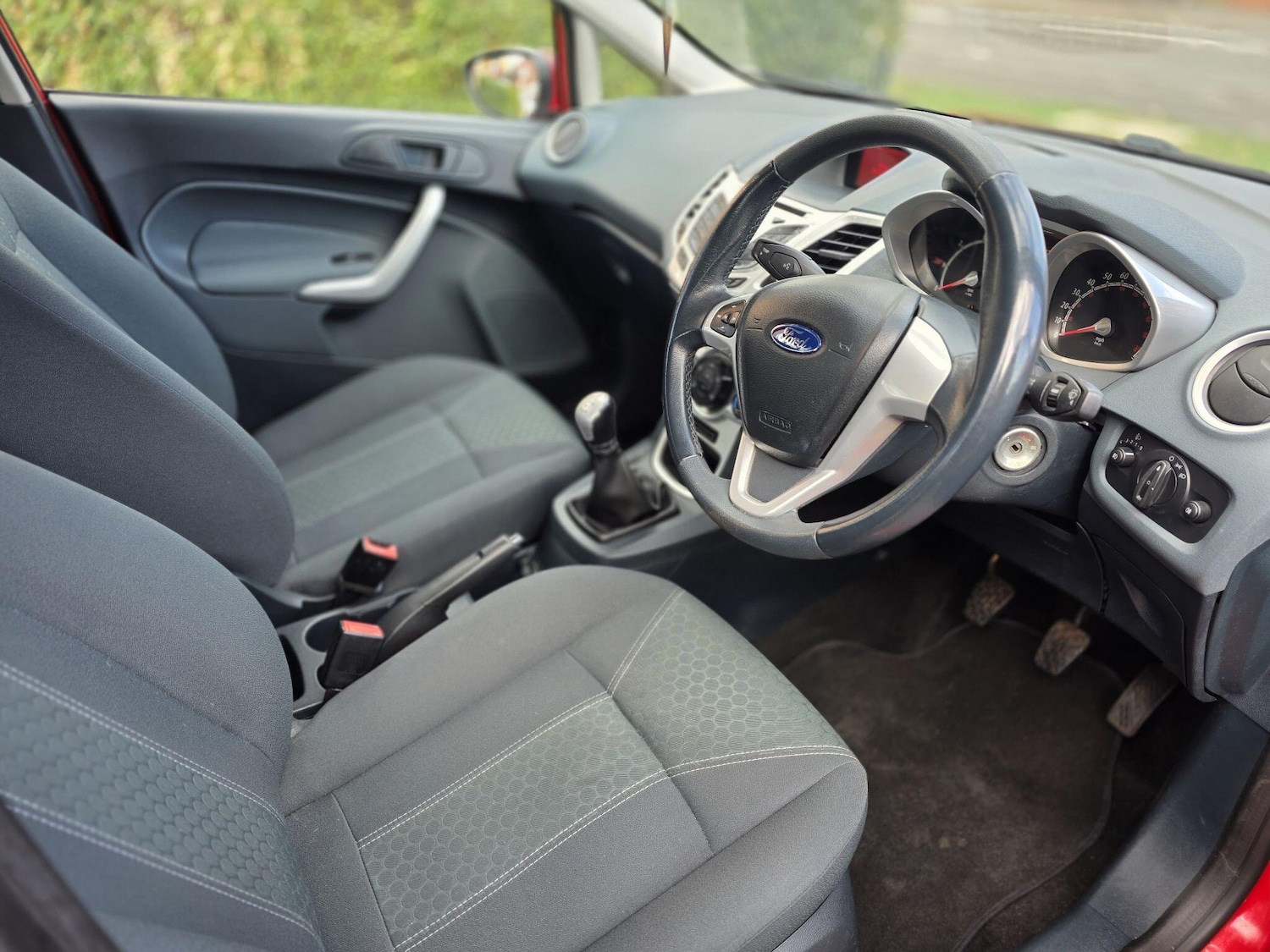 Used Ford Fiesta 2011 for sale - 76381201: Photo 34