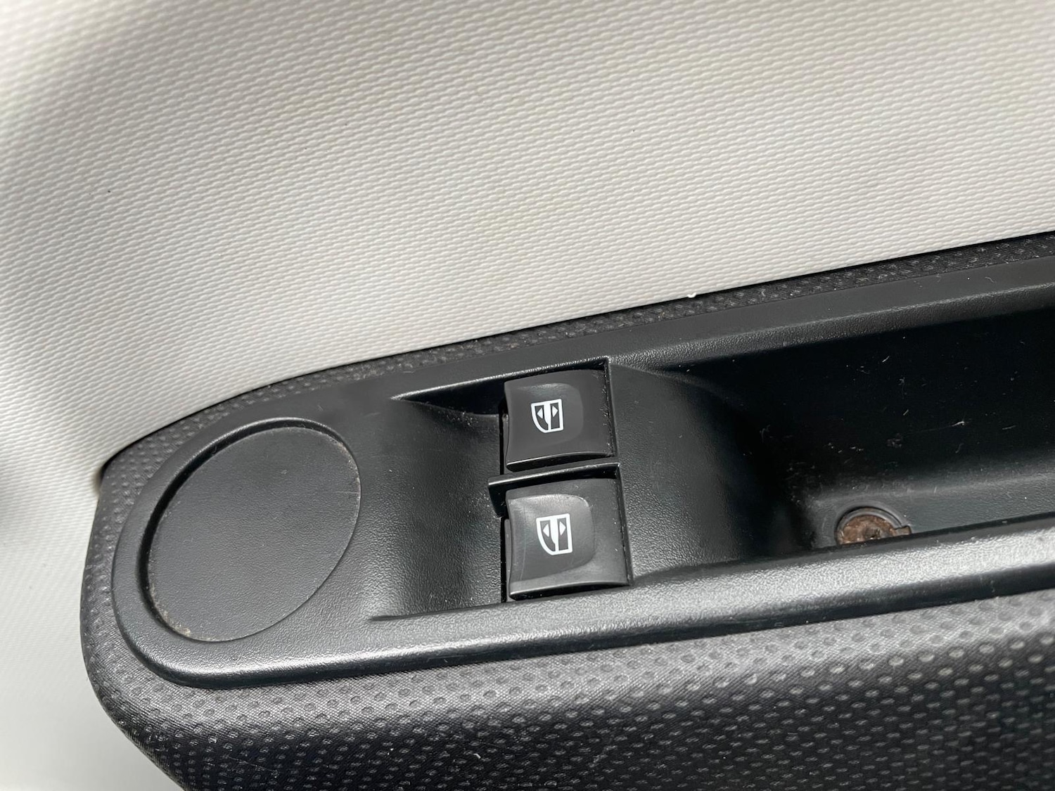 Used Renault Twingo 2015 for sale - 77793299: Photo 16