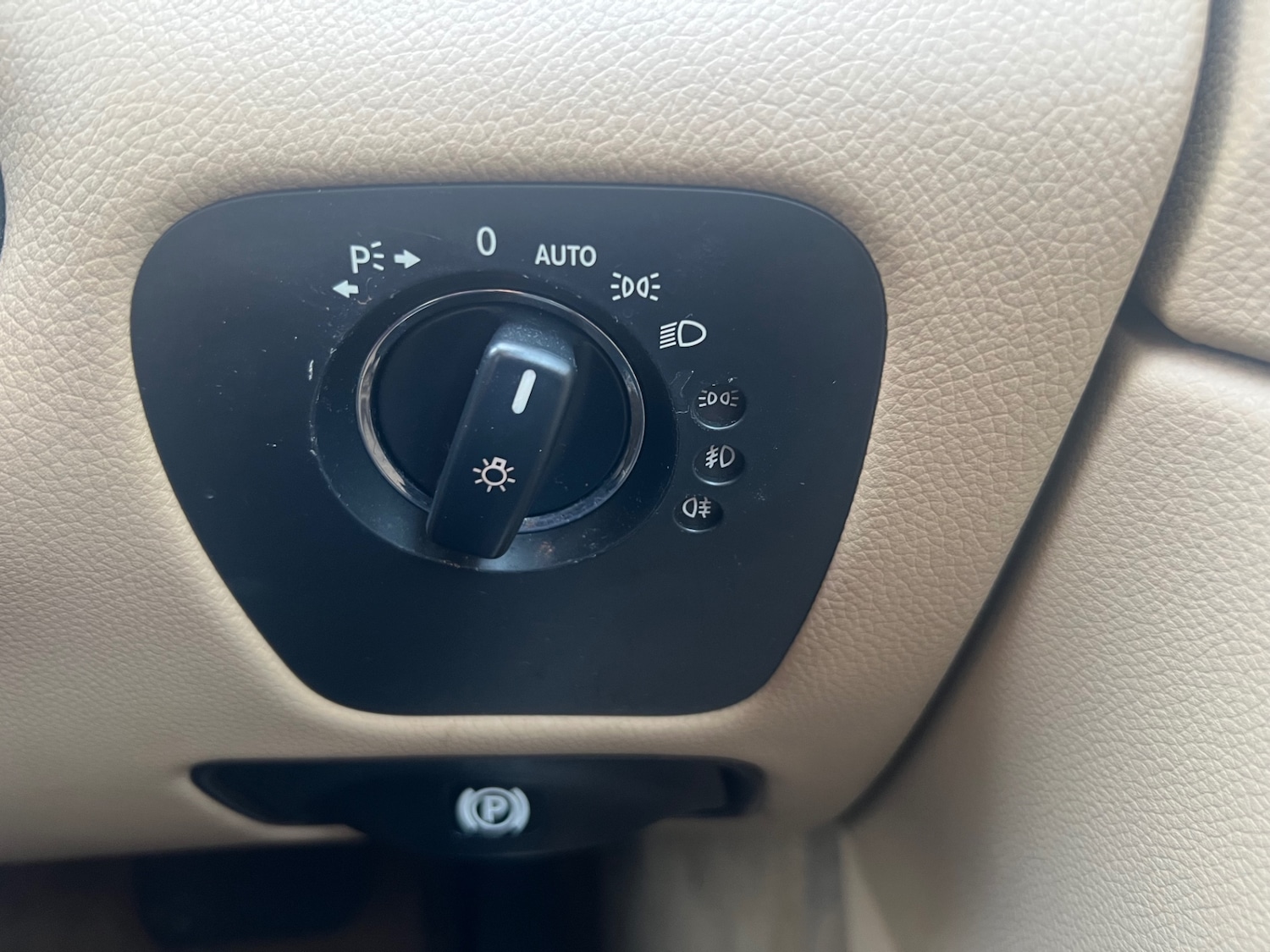 Used Mercedes-Benz CLS 2010 for sale - 76497705: Photo 18