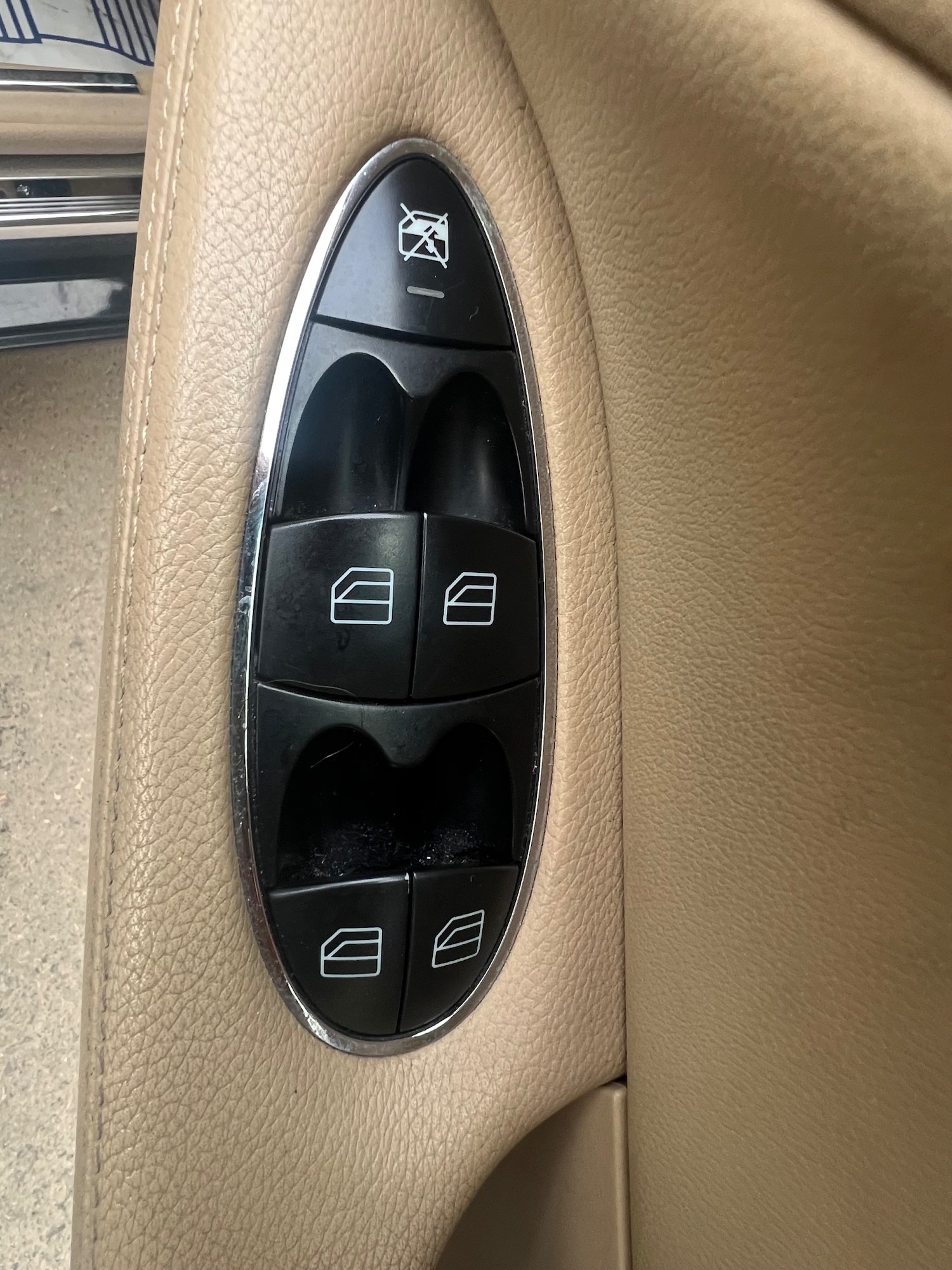 Used Mercedes-Benz CLS 2010 for sale - 76497705: Photo 19