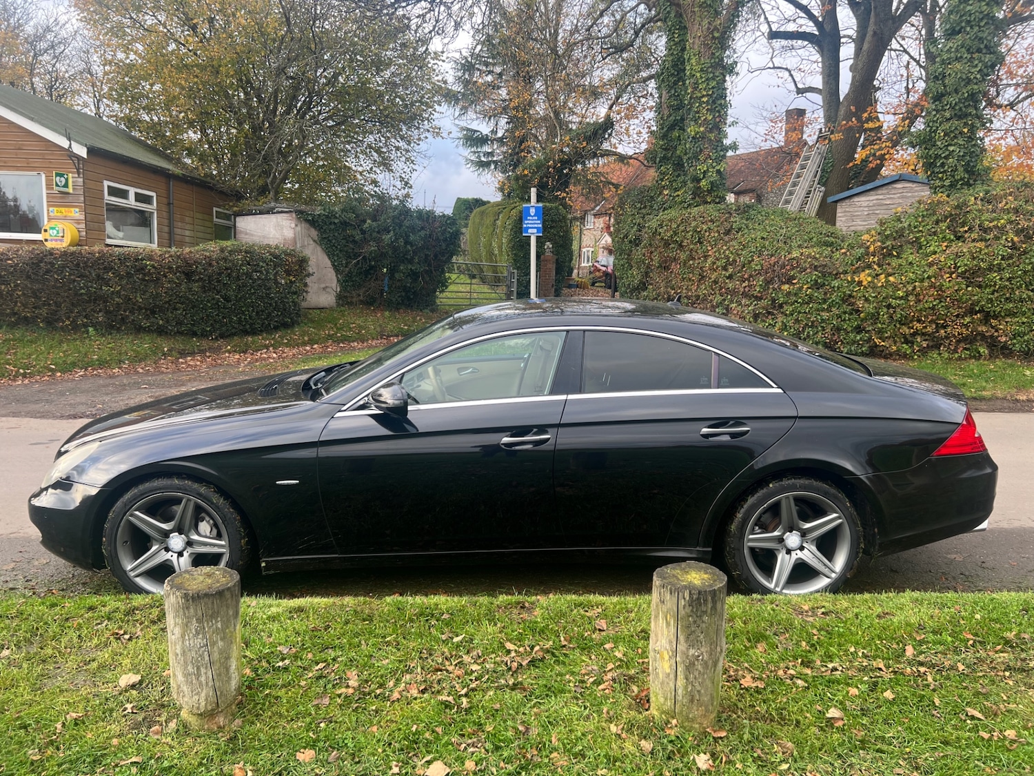 Used Mercedes-Benz CLS 2010 for sale - 76497705: Photo 4